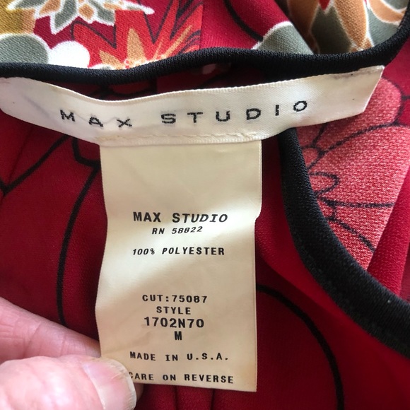 Japanese Floral Side Keyhole Cut Out Blouse - Picture 12 of 14